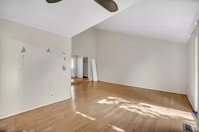 545 Alton Court, Carol Stream, IL 60188 - Photo 6