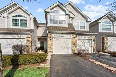 935 Viewpoint Drive, Lake in the Hills, IL 60156 - Photo 2