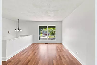 736 Dickens Avenue, Glendale Heights, IL 60139 - Photo 6