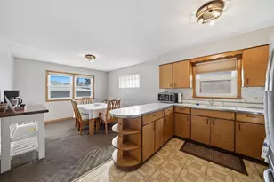 3719 Hawthorne St, Schiller Park, IL 60176 - Photo 4