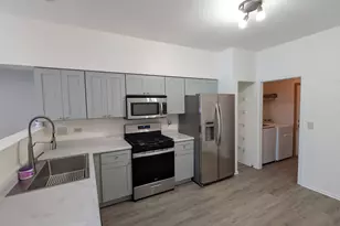 205 Key Largo Dr, Romeoville, IL 60446 - Photo 6