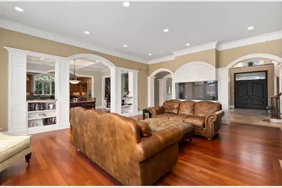 8730 Keeler Avenue, Skokie, IL 60076 - Photo 12