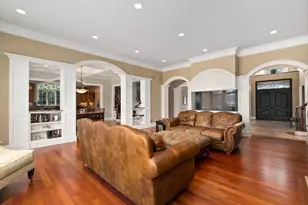 8730 Keeler Ave, Skokie, IL 60076 - Photo 12