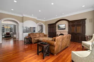 8730 Keeler Ave, Skokie, IL 60076 - Photo 14