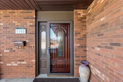 1108 S Prospect Avenue, Champaign, IL 61820 - Photo 6