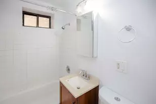 [Address not provided], Chicago, IL 60610 - Photo 6