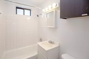 [Address not provided], Chicago, IL 60610 - Photo 6