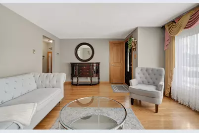 5723 S Melvina Avenue, Chicago, IL 60638 - Photo 6