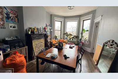 521 E 46th Place, Chicago, IL 60653 - Photo 6