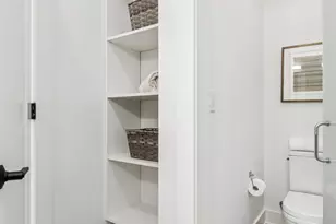 1302 W Winona St, Chicago, IL 60640 - Photo 16