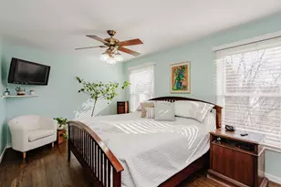 1095 Lancaster Ct, Hoffman Estates, IL 60169 - Photo 14