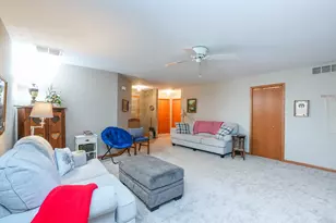 125 W 2nd St, Manteno, IL 60950 - Photo 8