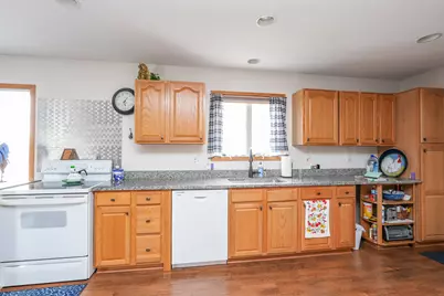 125 W Second Street, Manteno, IL 60950 - Photo 14