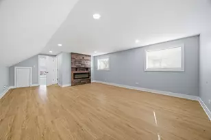 12315 S Morgan St, Calumet Park, IL 60827 - Photo 24