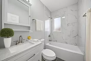 12315 S Morgan St, Calumet Park, IL 60827 - Photo 22