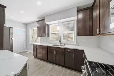 12315 S Morgan Street, Calumet Park, IL 60827 - Photo 14