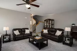 1121 River Bend Ln, Lisle, IL 60532 - Photo 6