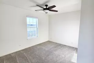 2049 Stuttle Rd, Batavia, IL 60510 - Photo 12