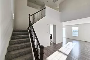 2049 Stuttle Rd, Batavia, IL 60510 - Photo 4