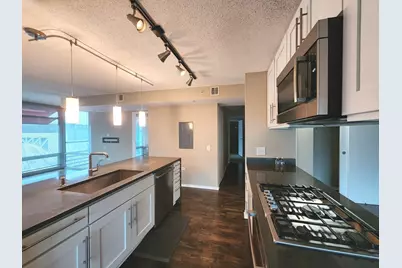 9655 Woods Drive #512, Skokie, IL 60077 - Photo 12