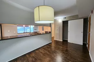 9655 Woods Dr, Skokie, IL 60077 - Photo 18