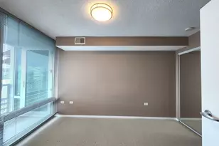 9655 Woods Dr, Skokie, IL 60077 - Photo 24