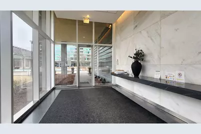 9655 Woods Drive #512, Skokie, IL 60077 - Photo 4