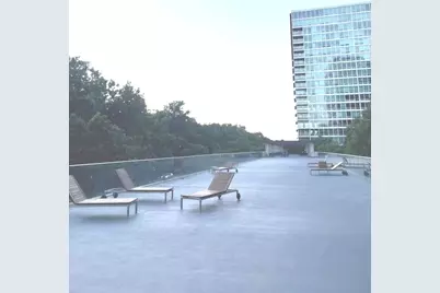 9655 Woods Drive #512, Skokie, IL 60077 - Photo 8