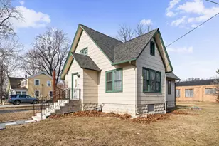 210 E North St, Leland, IL 60531 - Photo 2