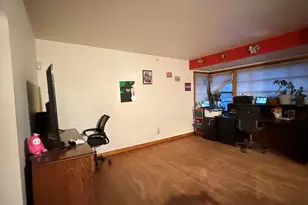 18035 Oakley Ave, Lansing, IL 60438 - Photo 4