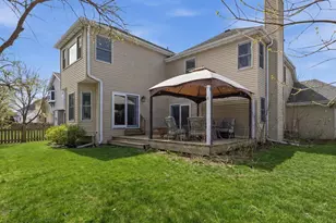 539 Newberry Dr, Elk Grove Village, IL 60007 - Photo 28