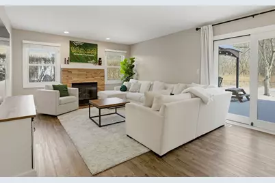 539 Newberry Drive, Elk Grove Village, IL 60007 - Photo 16