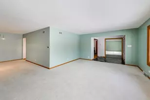 1433 Lois Ave, Park Ridge, IL 60068 - Photo 6