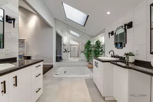 8 Lucas Dr, Palos Hills, IL 60465 - Photo 14