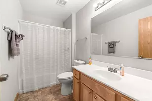 162 Bertram Dr, Yorkville, IL 60560 - Photo 8