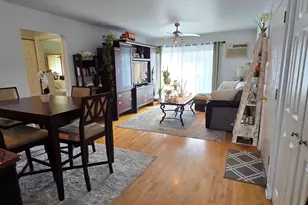 10467 Dearlove Rd, Glenview, IL 60025 - Photo 2