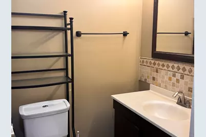 403 Michigan Avenue, Aurora, IL 60506 - Photo 8