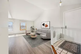 1254 Ballantrae Pl, Mundelein, IL 60060 - Photo 2