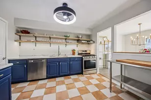 1254 Ballantrae Pl, Mundelein, IL 60060 - Photo 10