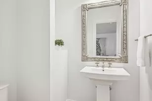 86 W Kennedy Ln, Hinsdale, IL 60521 - Photo 24