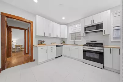 4735 N Kilbourn Avenue #1, Chicago, IL 60630 - Photo 2