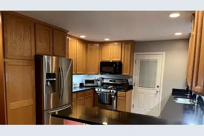 529 Meadow Lane, Lisle, IL 60532 - Photo 4