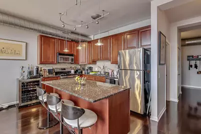 [Address not provided], Chicago, IL 60607 - Photo 6