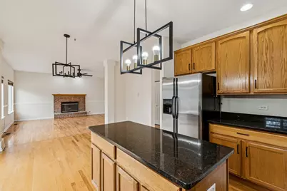 2208 Grand Pointe Trail, Aurora, IL 60503 - Photo 16