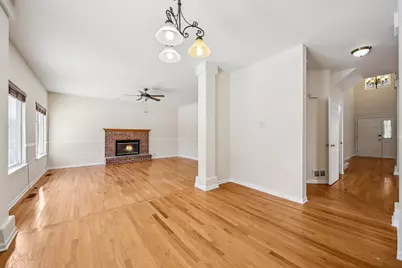 2208 Grand Pointe Trail, Aurora, IL 60503 - Photo 8