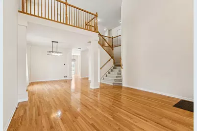 2208 Grand Pointe Trail, Aurora, IL 60503 - Photo 2