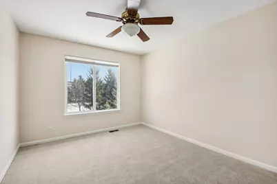 2208 Grand Pointe Trail, Aurora, IL 60503 - Photo 30