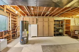 2208 Grand Pointe Trail, Aurora, IL 60503 - Photo 38