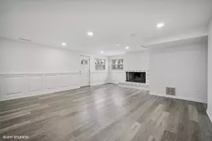 1151 Walden Ln, Deerfield, IL 60015 - Photo 14