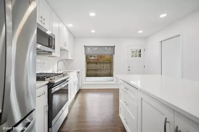 1151 Walden Lane, Deerfield, IL 60015 - Photo 4